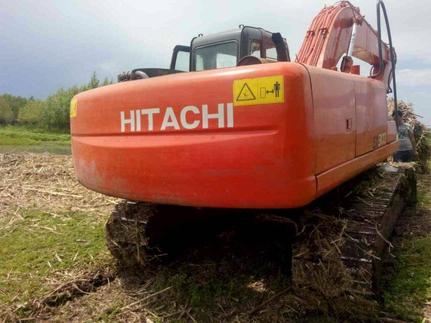 Hvordan diagnostisere Hitachi ZAXIS120 gravemaskin som går sakte?